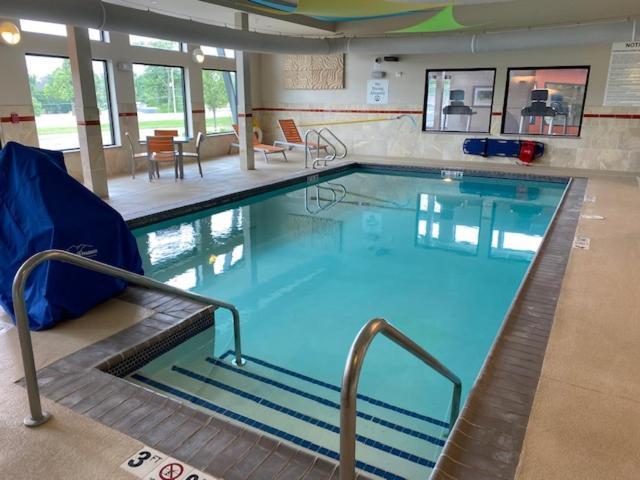 Holiday Express - Quad Cities Area By Ihg Hotel Moline